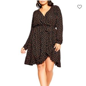 City Chic
Amber Spot Dress